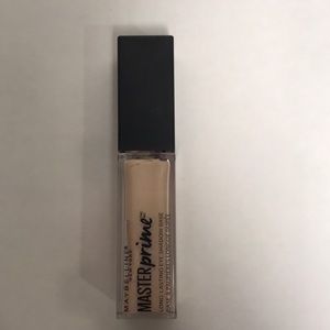 Long-Lasting Eye Shadow Base